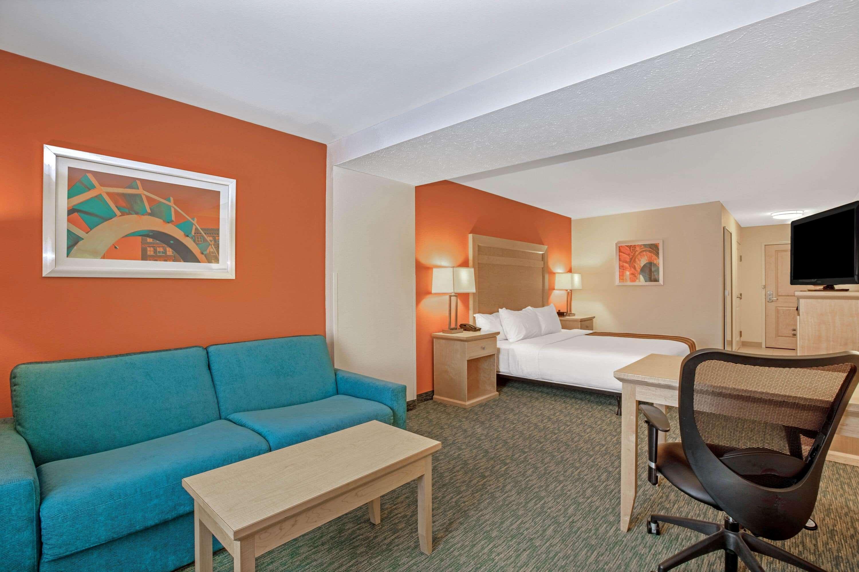 Hotel La Quinta By Wyndham Grand Forks Esterno foto