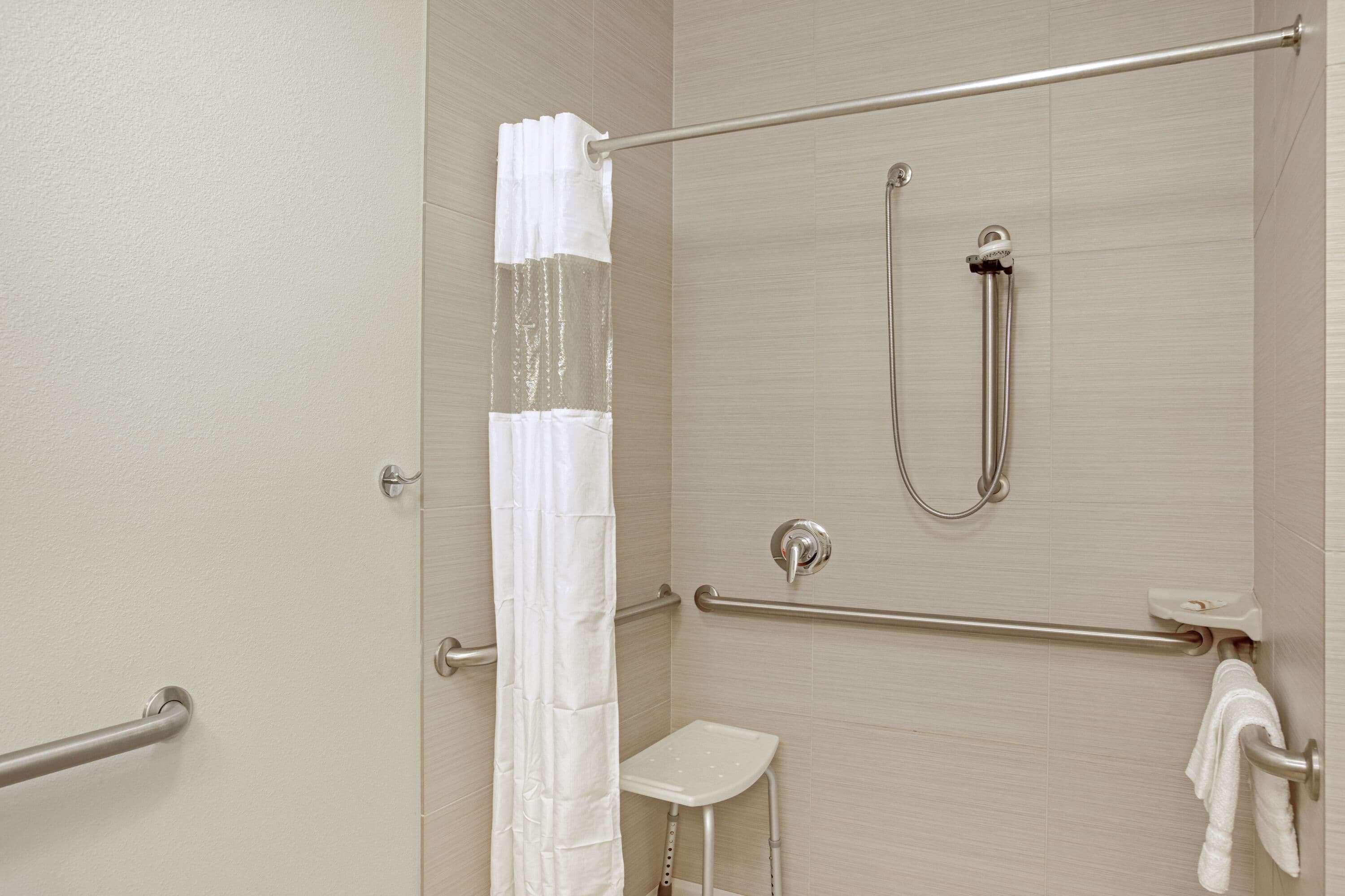 Hotel La Quinta By Wyndham Grand Forks Esterno foto